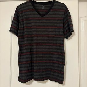 Men’s V Neck tshirt black and red